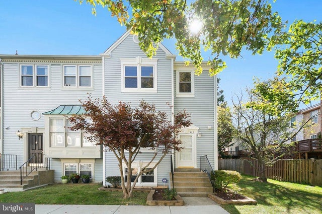 920 Bayridge Ter, Gaithersburg