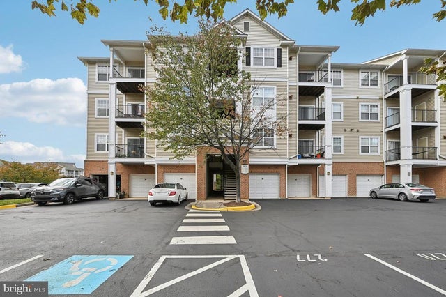 19606 Galway Bay Cir #301, Germantown