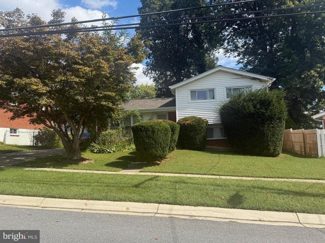 13103 Magellan Ave, Rockville