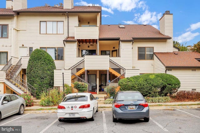 9720 Hellingly Pl #208, Gaithersburg