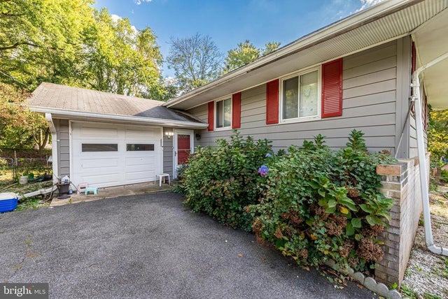 12811 Tamarack Rd, Silver Spring
