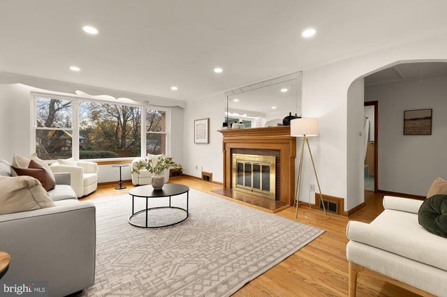 1102 Dale Dr, Silver Spring