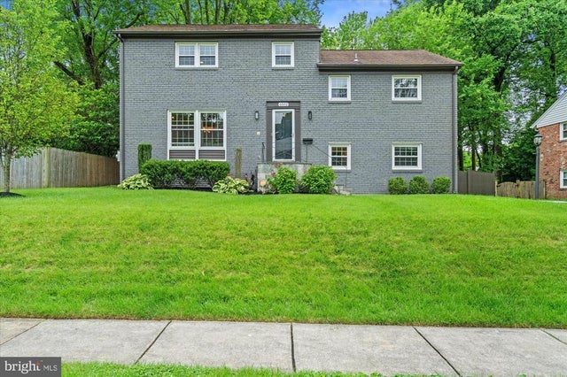 6502 Greyswood Rd, Bethesda