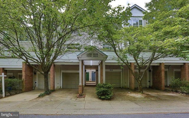 10204 Crested Iris Dr, Montgomery Village