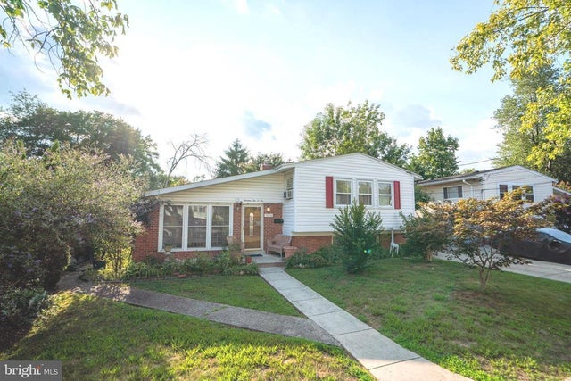 13206 May Ct, Silver Spring