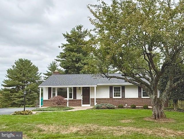 12301 Dancrest Dr, Clarksburg