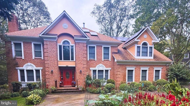 9454 Seven Locks Rd, Bethesda