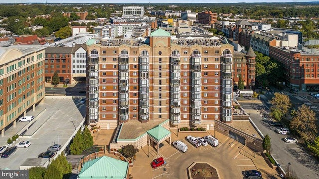 24 Courthouse Sq #609, Rockville