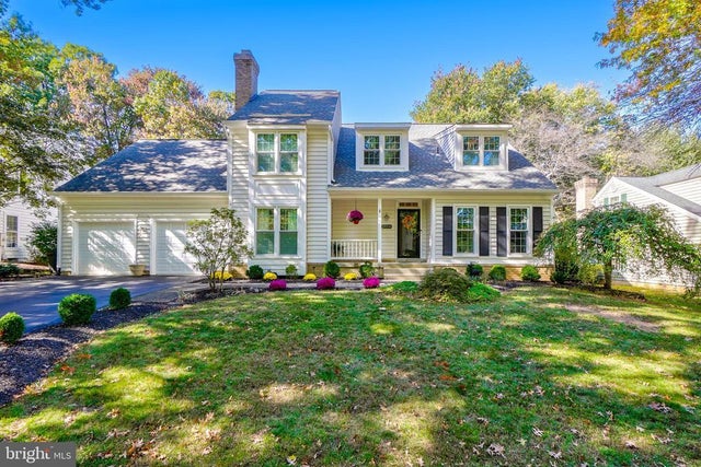 19906 Silverfield Dr, Montgomery Village