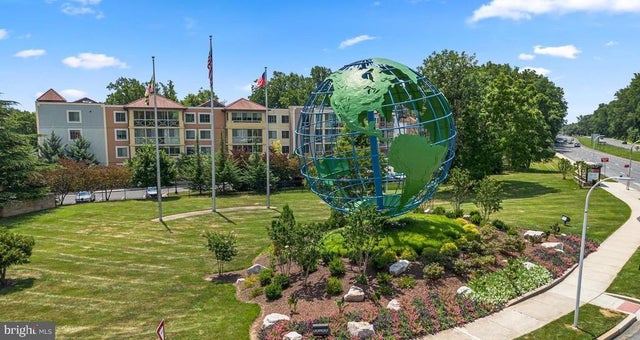 3005 S Leisure World Blvd #821, Silver Spring