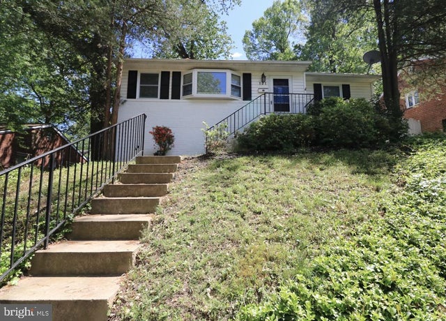 121 Whitmoor Ter, Silver Spring