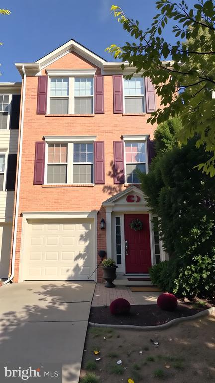 18719 Harmony Woods Ln, Germantown