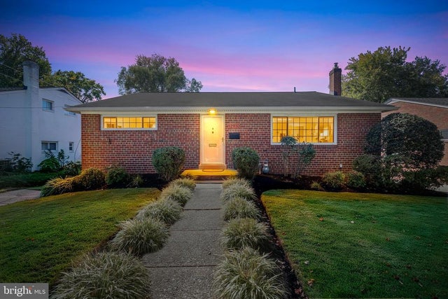 12910 Crisfield Rd, Silver Spring