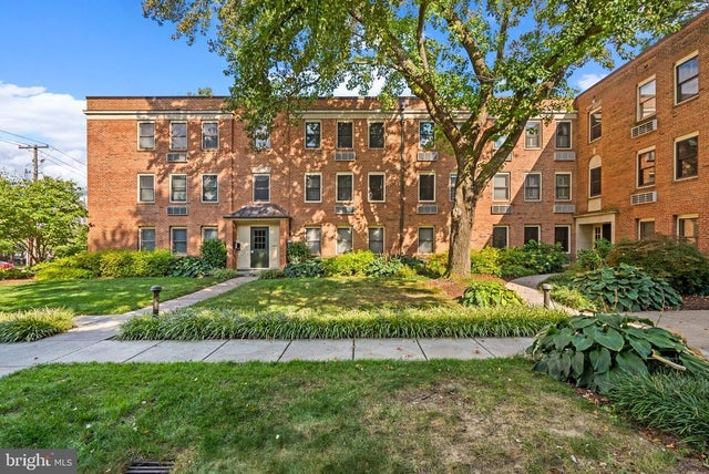 4820 Chevy Chase Dr #101, Chevy Chase