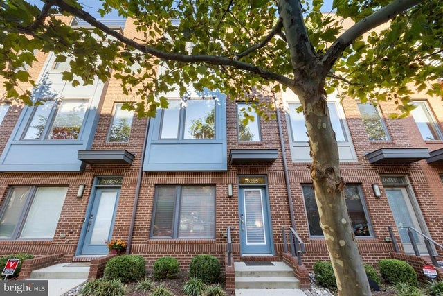 16215 Decker Pl, Rockville