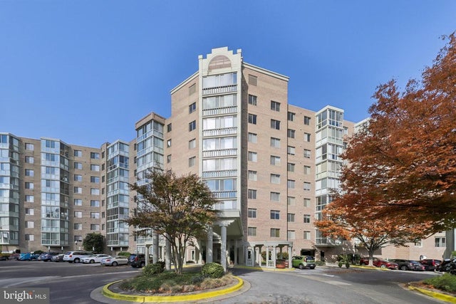 3005 S Leisure World Blvd #209, Silver Spring