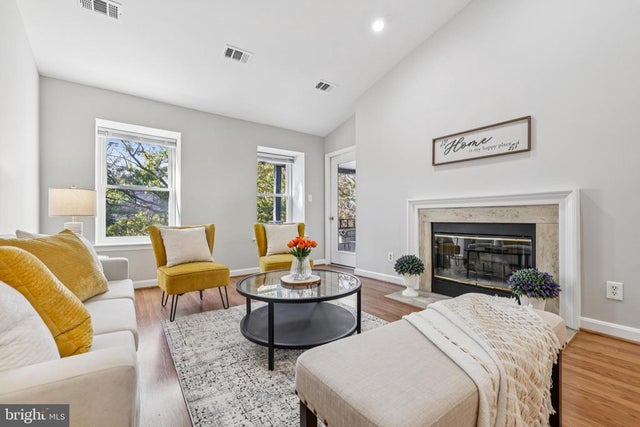 13700 Modrad Way #8-a-33, Silver Spring