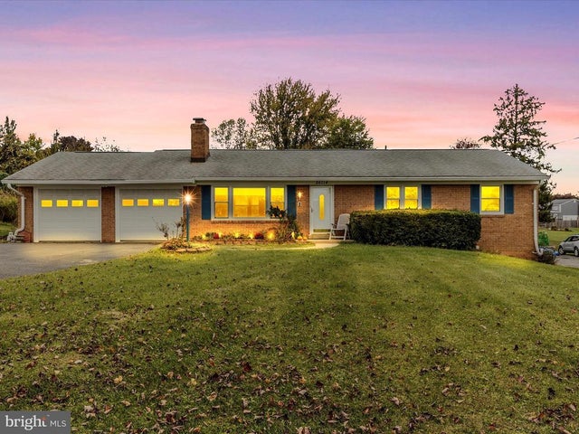 26714 Howard Chapel Dr, Damascus