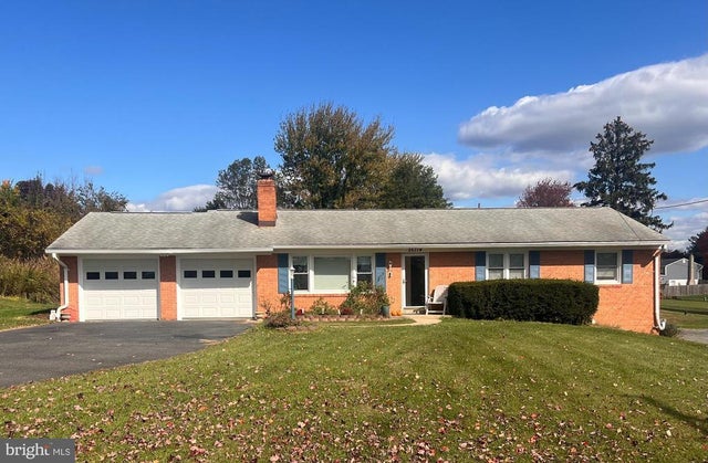 26714 Howard Chapel Dr, Damascus