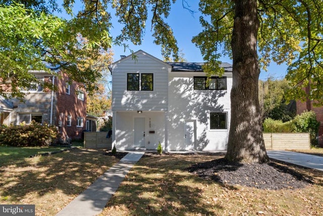 7605 Wildwood Dr, Takoma Park