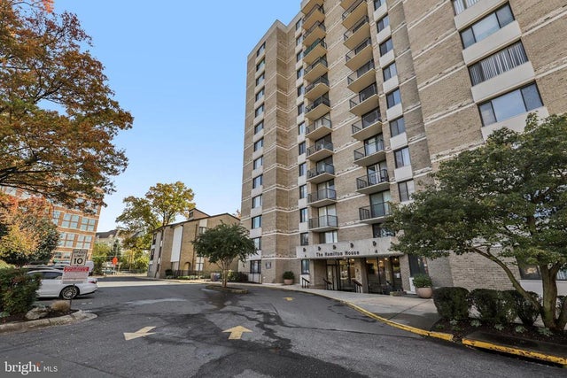4 Monroe St #4-509, Rockville