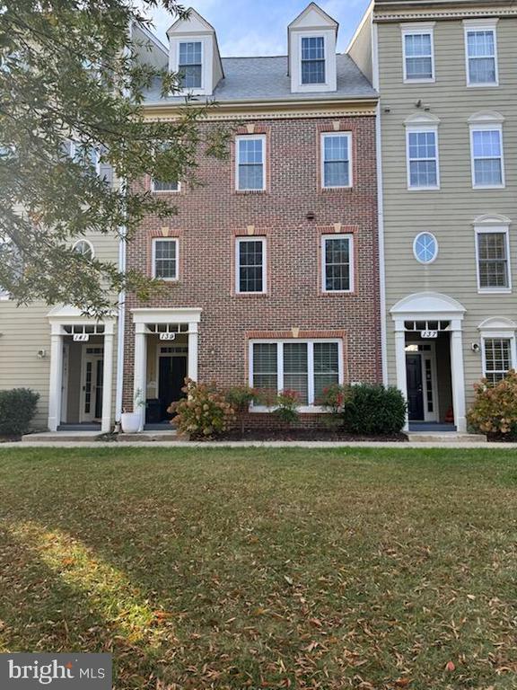 139 Chevy Chase St #139, Gaithersburg
