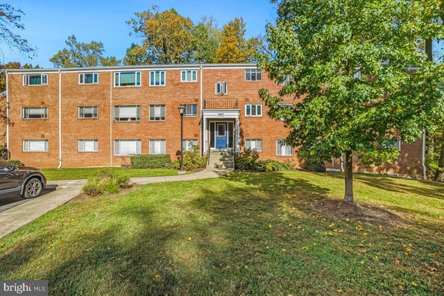 10423 Montrose Ave #10423, Bethesda