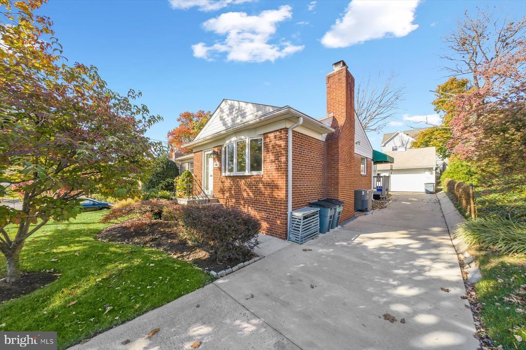 5009 Flanders Ave, KENSINGTON