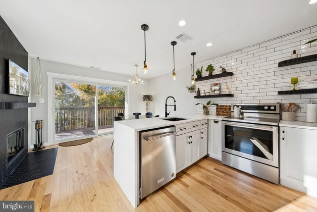 18200 Windsor Hill Dr #301b, Olney