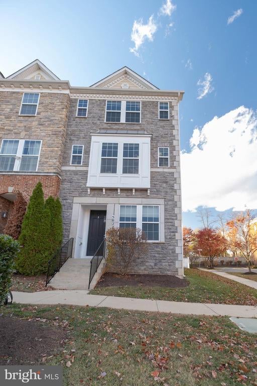 502 Cobbler Pl, Gaithersburg