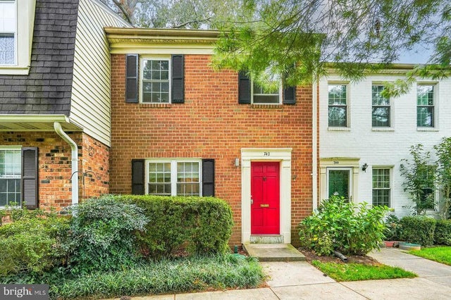 742 College Pkwy #7-742, Rockville