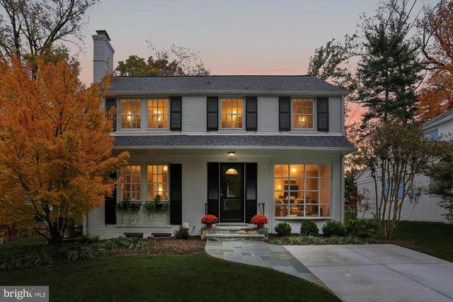 5909 Cromwell Dr, Bethesda