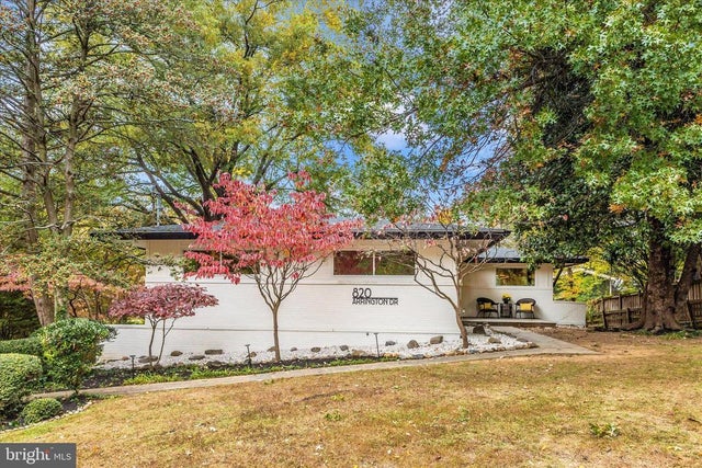 820 Arrington Dr, Silver Spring