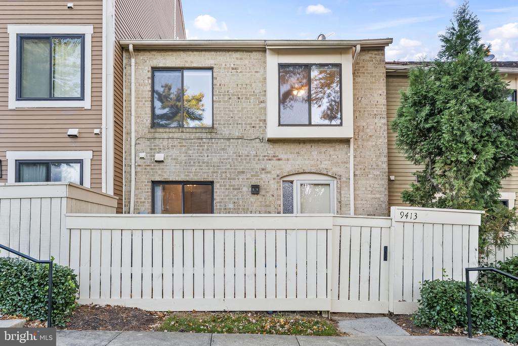 9413 Penshurst Ct, GAITHERSBURG