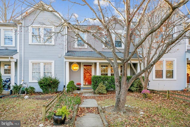 15630 Cliff Swallow Way, Rockville