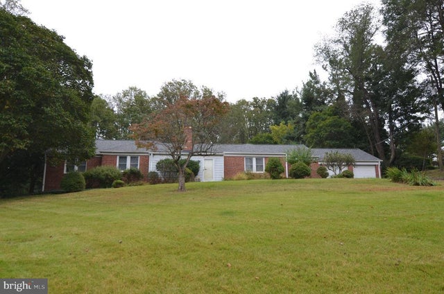 206 Shaw Ave, Silver Spring