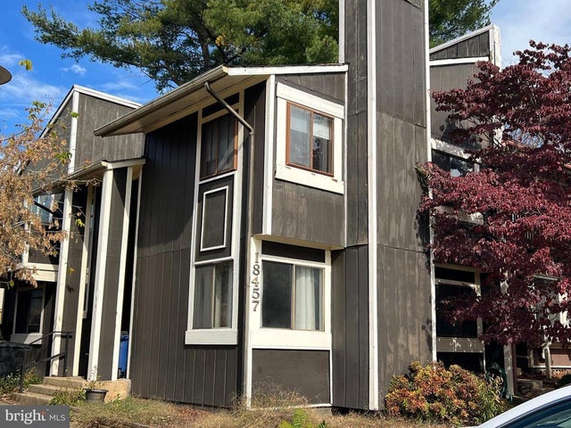 18457 Stone Hollow Dr, Germantown