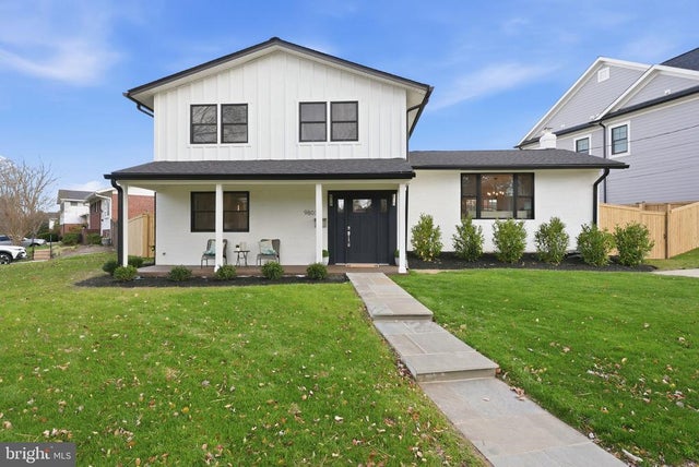 9803 De Paul Dr, Bethesda