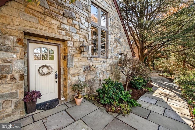 6400 Griffith Rd, Gaithersburg