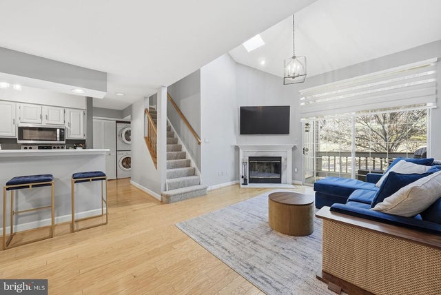 5919 Barbados Pl #202, North Bethesda