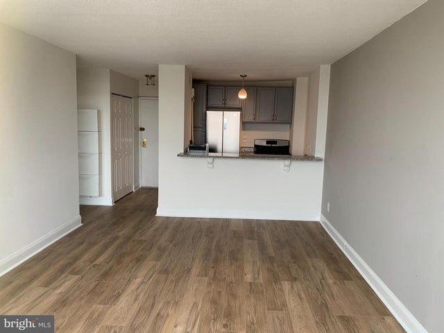 11801 Rockville Pike #1001, Rockville