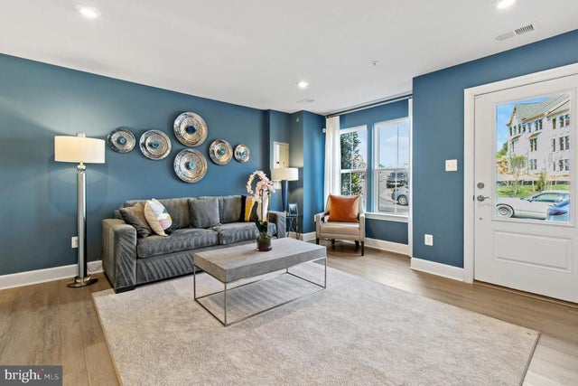 5933 Northwest Dr, Hyattsville