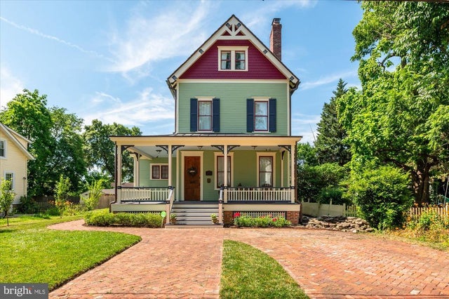 4711 Oliver St, Riverdale