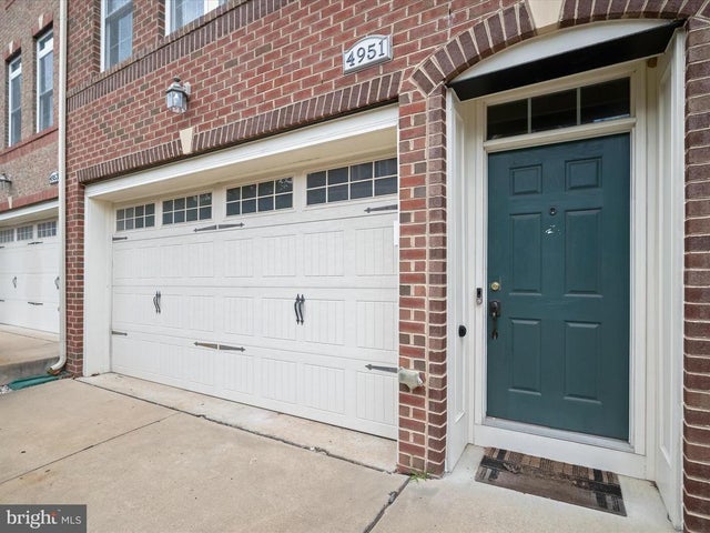 4951 Collingtons Bounty Dr, Bowie