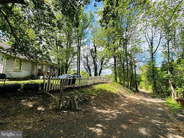 1701 Ferguson Ln, Fort Washington