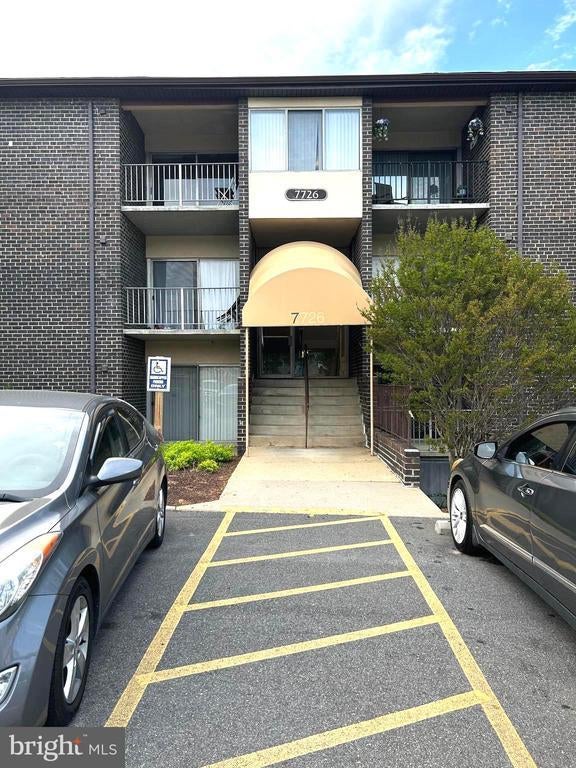 7726 Hanover Pkwy #301, Greenbelt