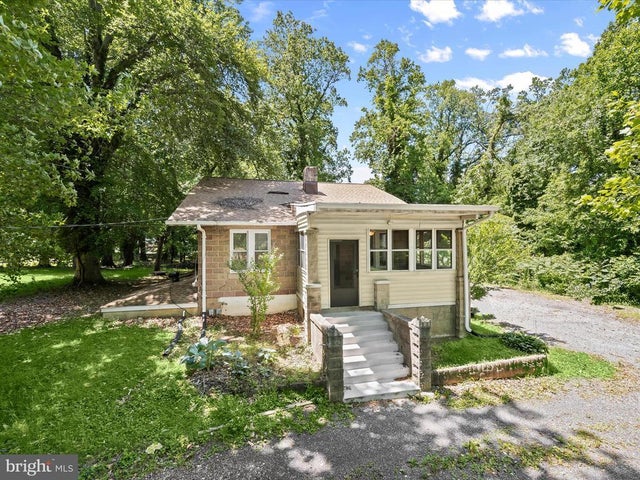 1812 64th Ave, Landover