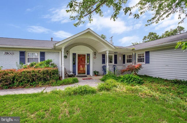 3900 Chapel Forge Dr, Bowie