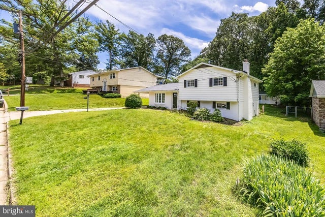 704 Kings Ln, Fort Washington