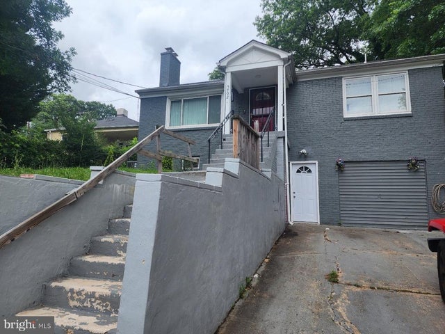 5702 Landover Rd, Hyattsville